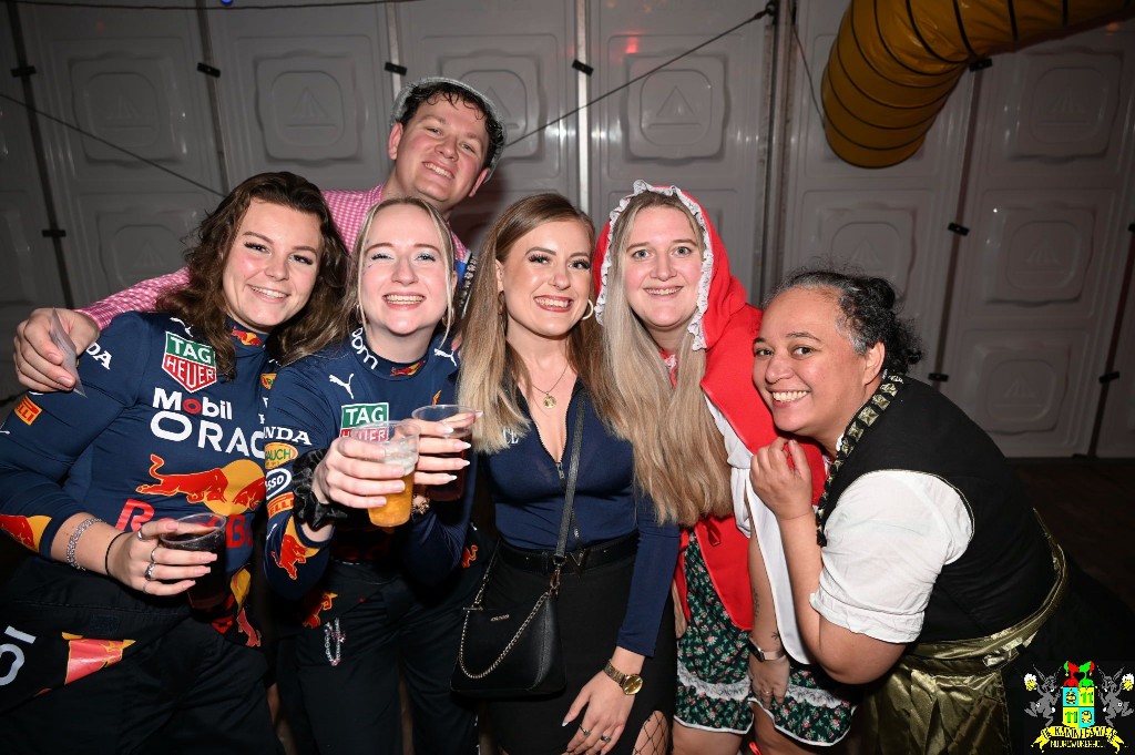 ../Images/Opwarmbal 2026 091.jpg